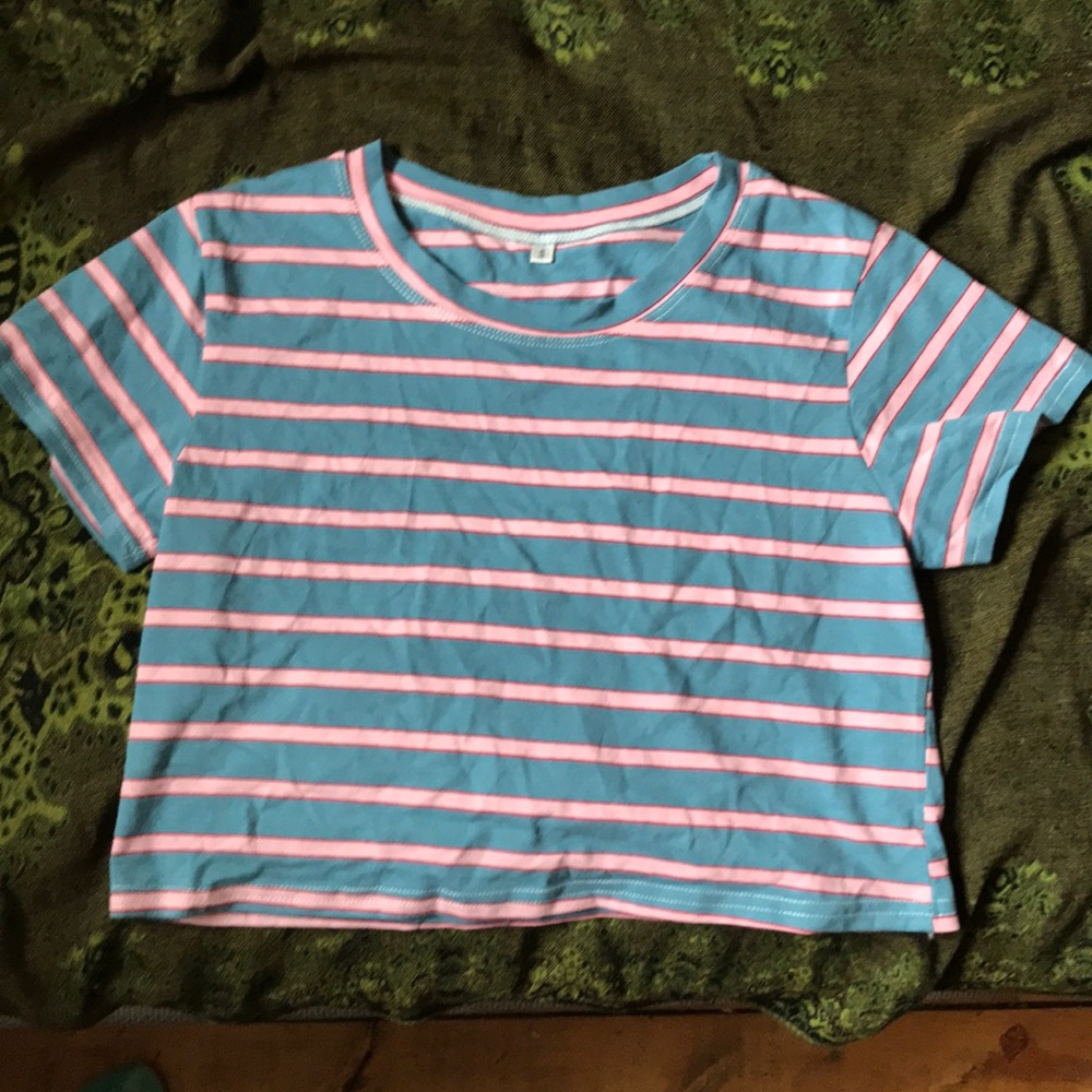 Cropped T